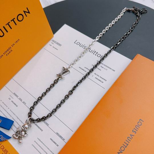 LV Necklace 11lyh701